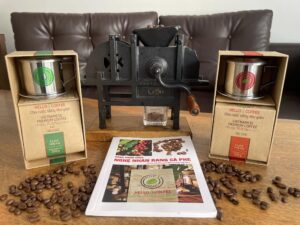 Giữ vững lập trường và cà phê Hello 5 Coffee được ra đời.