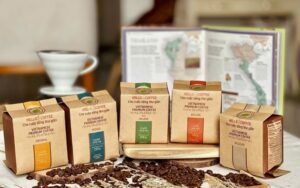 Dòng cà phê Tần số - cà phê rang xay được phối trộn theo tỷ lệ sẵn của Hello 5 Coffee