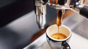 Các bước pha cà phê Espresso ngon chuẩn vị